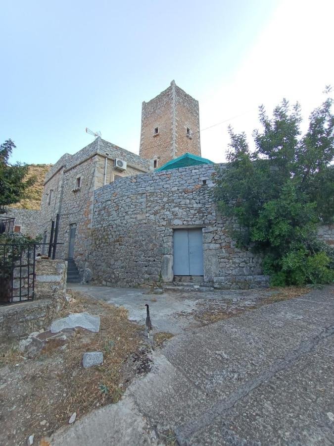 Pyrgospito Holiday home *